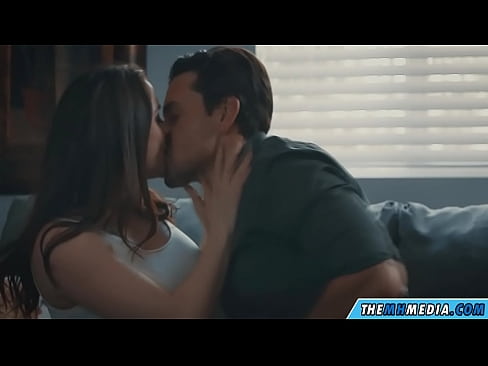 ❤️ Romantikong pakikipagtalik sa isang magandang busty na ina ️❌ super porn sa amin
